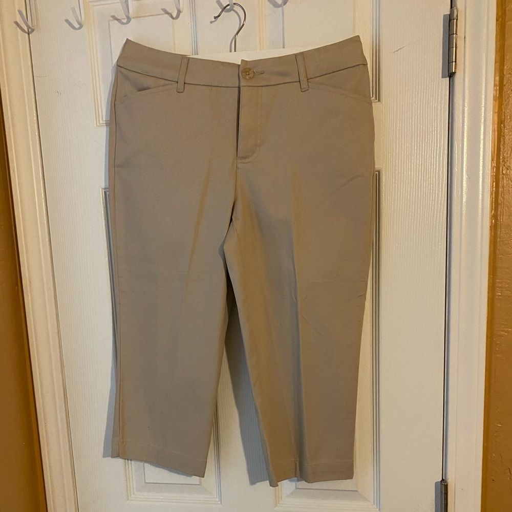 Short  capris Brand new with tag